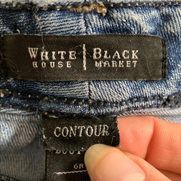 White House Black Market Blue Flare Jeans with Embellished Pockets - Picture 2 of 13